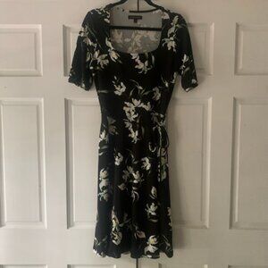 NWT Banana Republic Flowy Floral Dress w pockets NWOT